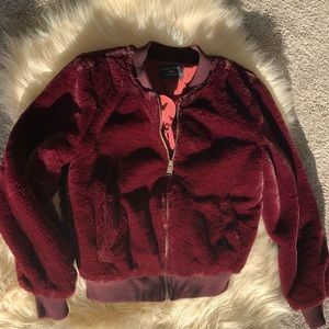 Love tree Burgundy faux fur jacket